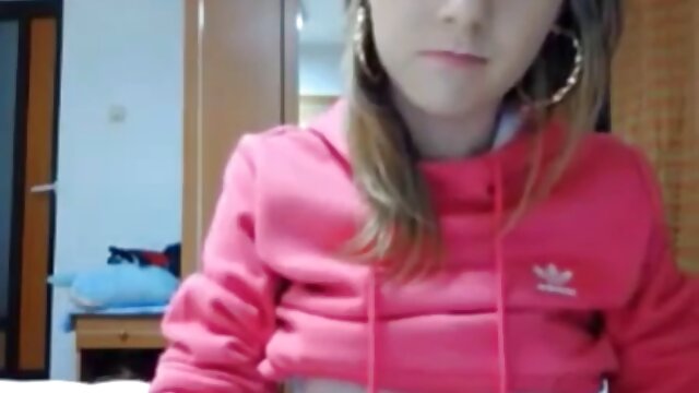 Un giovane fotografo promettente ha tirato fuori video pornostar italiane gratis belle gambe durante le riprese