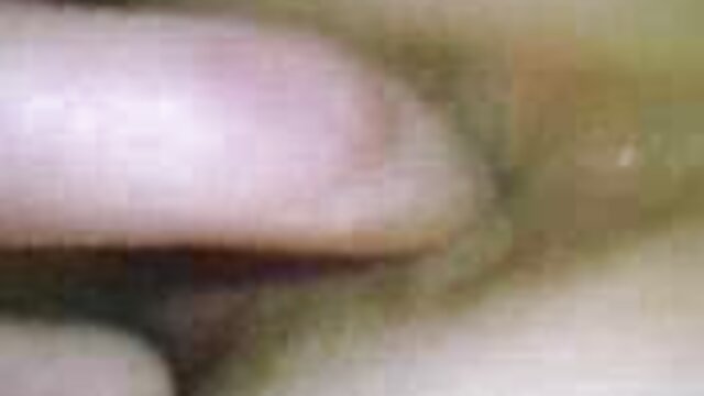 Una donna asiatica puttana si dà ai suoi compagni di classe e cerca di fare youtube video porno italiani sesso con lei