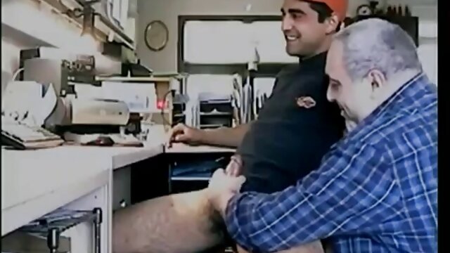 Flessibile babe video porno gratis attrici famose in una posizione fresca